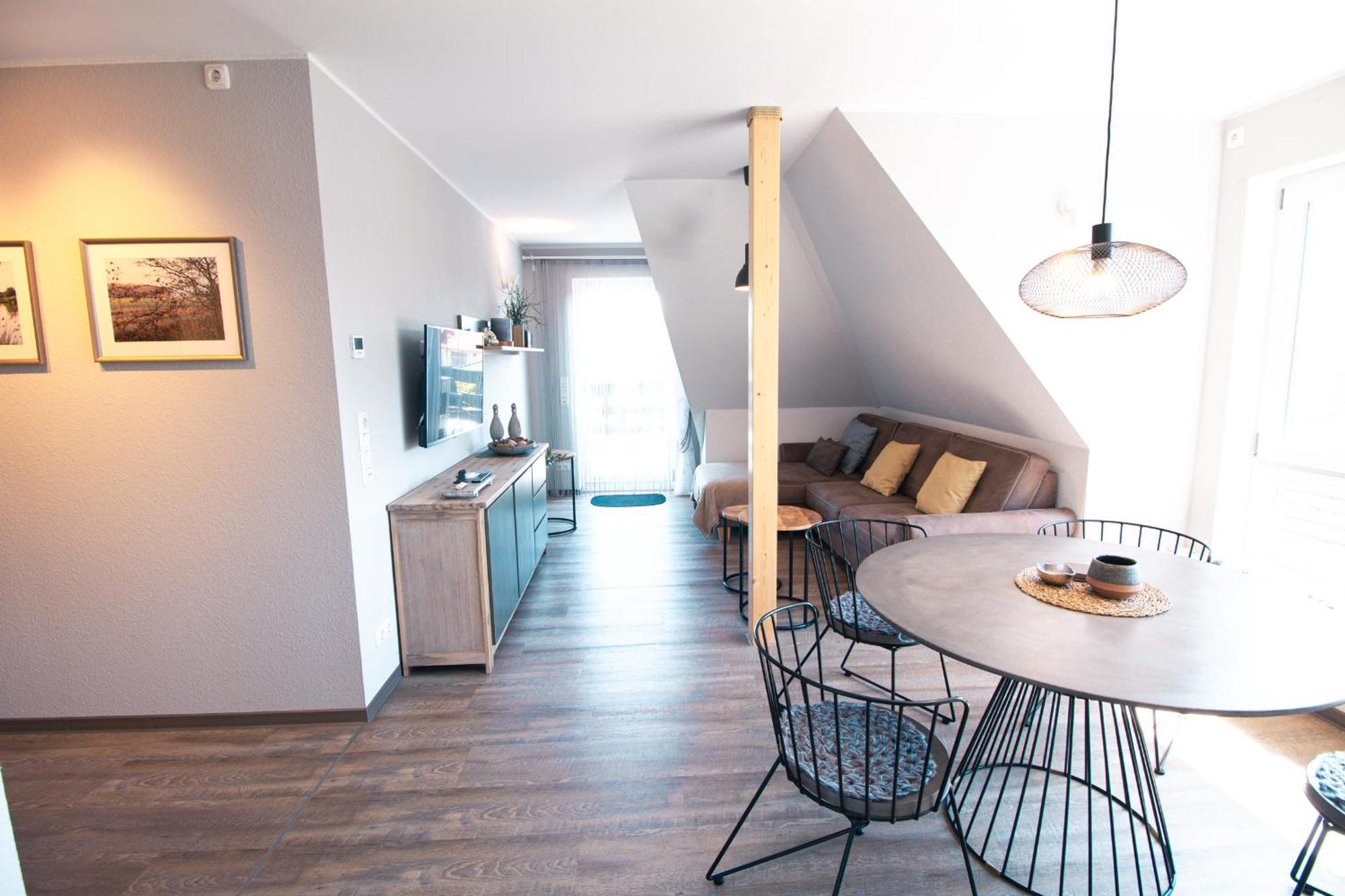 Apartment Meine Rum bild